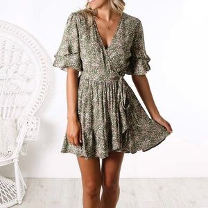 NWOT Auguste the Label Gemima Wrap Dress - Size 4